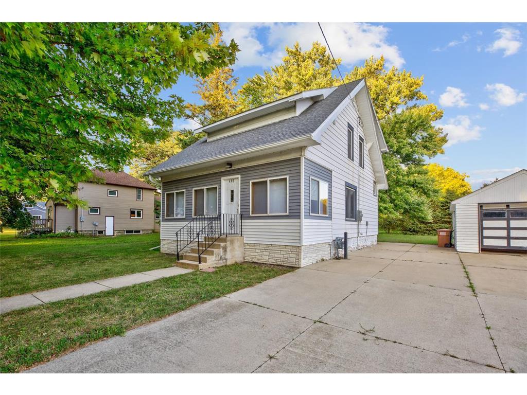 405 4th Avenue Freeborn MN 56032 6415040 image1