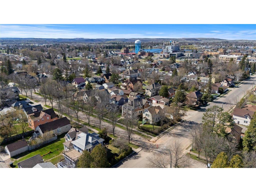 405 7th Street S Virginia MN 55792 6799631 image47