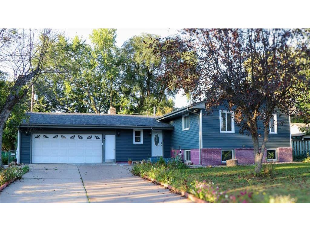 405 Brooks Avenue W Roseville MN 55113 6799408 image1