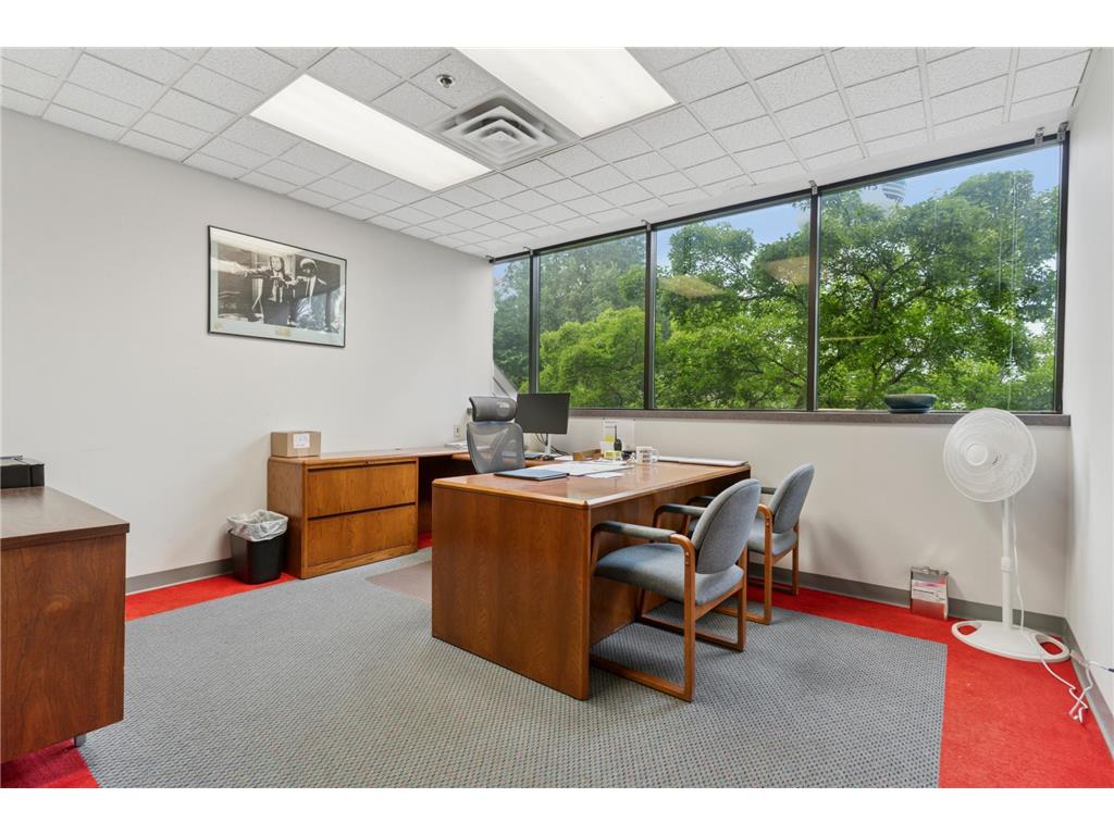 405 Commerce Court Vadnais Heights MN 55127 6817541 image12