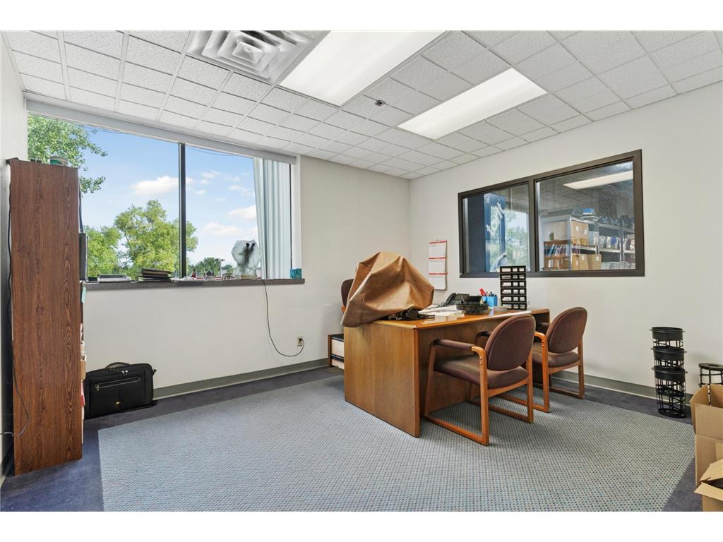 405 Commerce Court Vadnais Heights MN 55127 6817541 image15