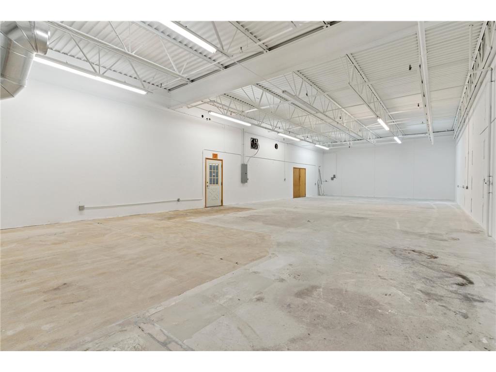 405 Commerce Court Vadnais Heights MN 55127 6817541 image16