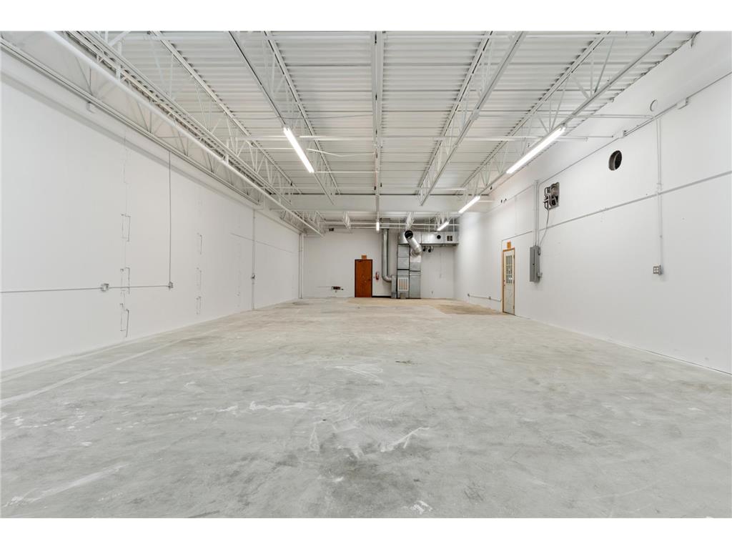 405 Commerce Court Vadnais Heights MN 55127 6817541 image17