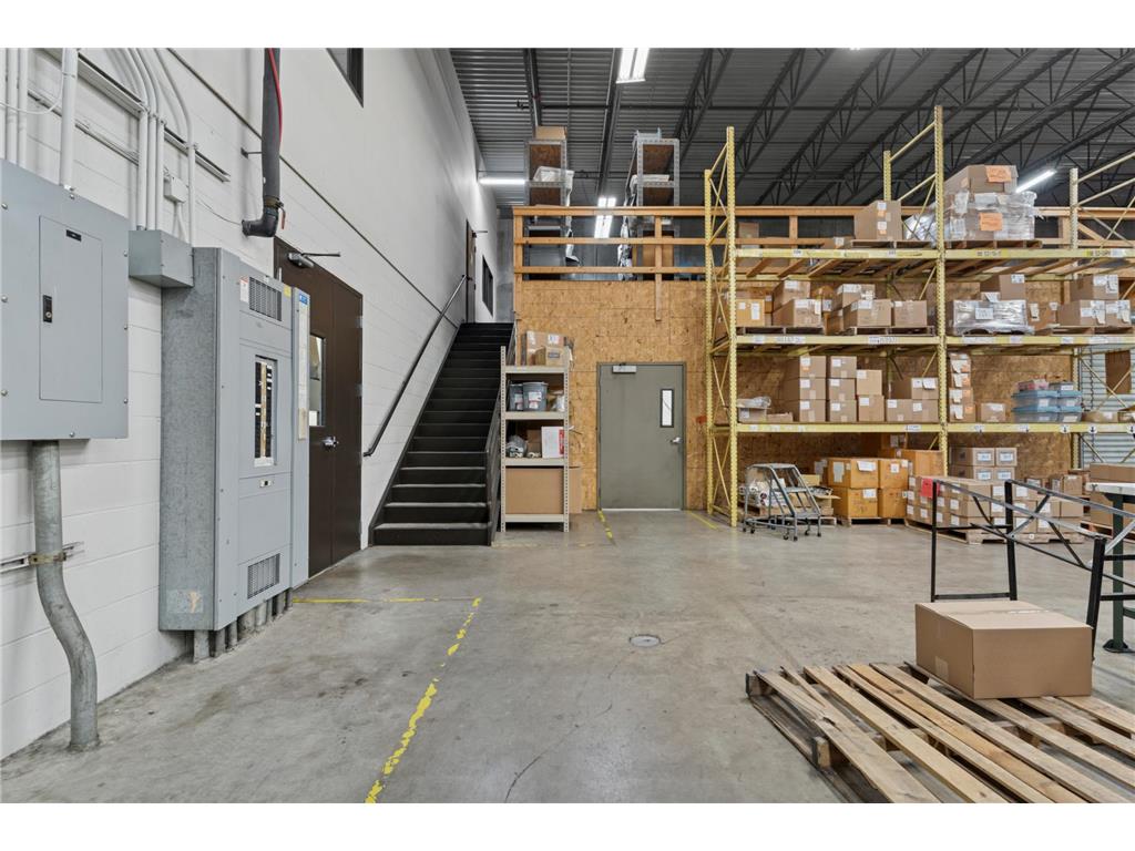 405 Commerce Court Vadnais Heights MN 55127 6817541 image22