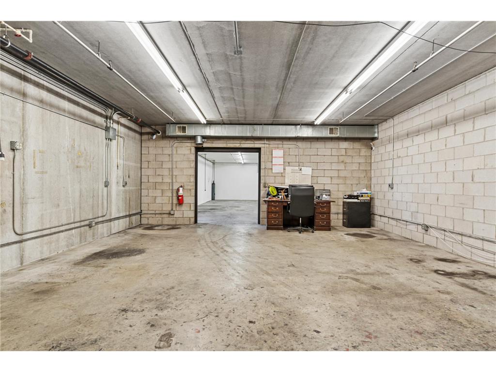 405 Commerce Court Vadnais Heights MN 55127 6817541 image26