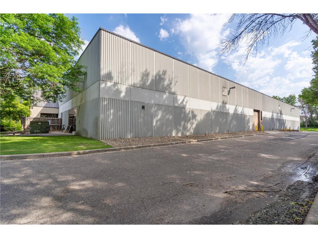 405 Commerce Court Vadnais Heights MN 55127 6817541 image27