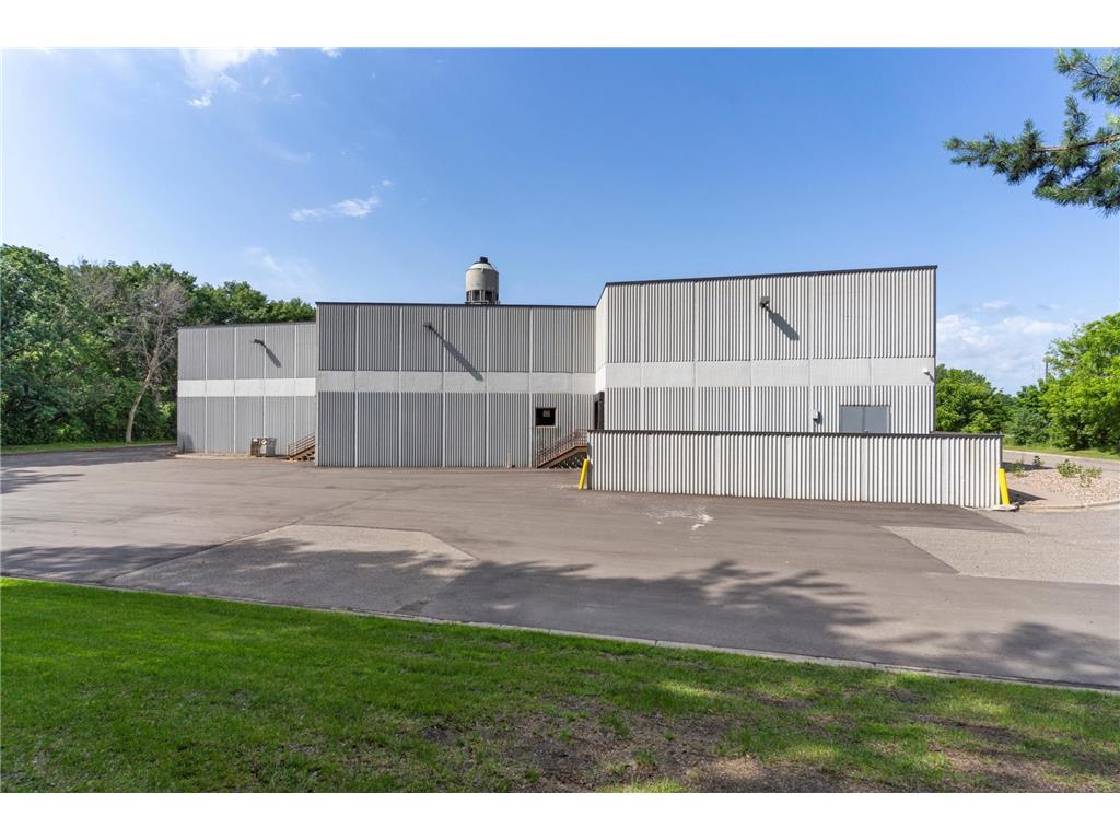 405 Commerce Court Vadnais Heights MN 55127 6817541 image29