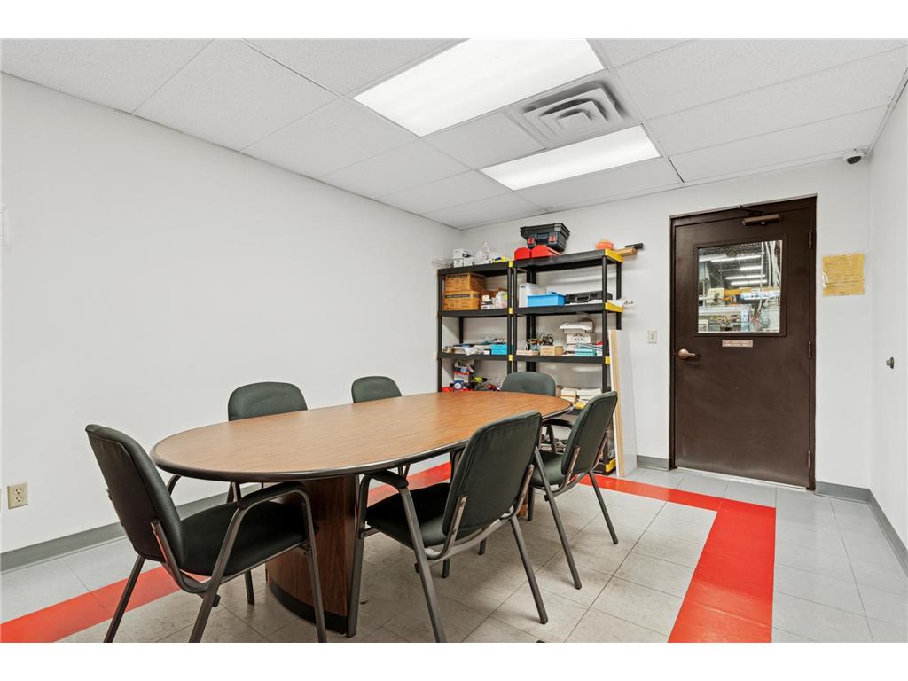 405 Commerce Court Vadnais Heights MN 55127 6817541 image6