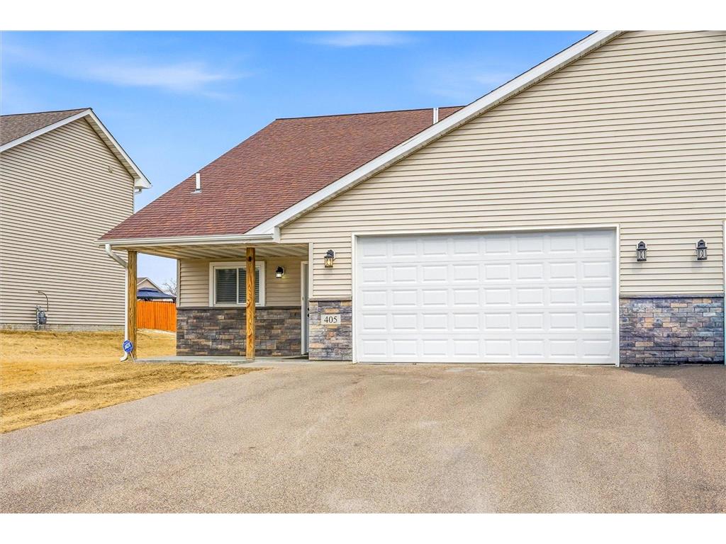 405 E Cheyenne Street Roberts WI 54023 7030173 image1