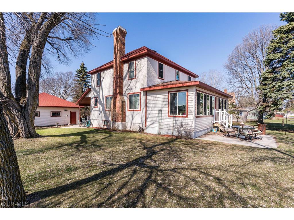 405 E Summit Street, Battle Lake, MN, 56515 MLS 6189159 Edina Realty