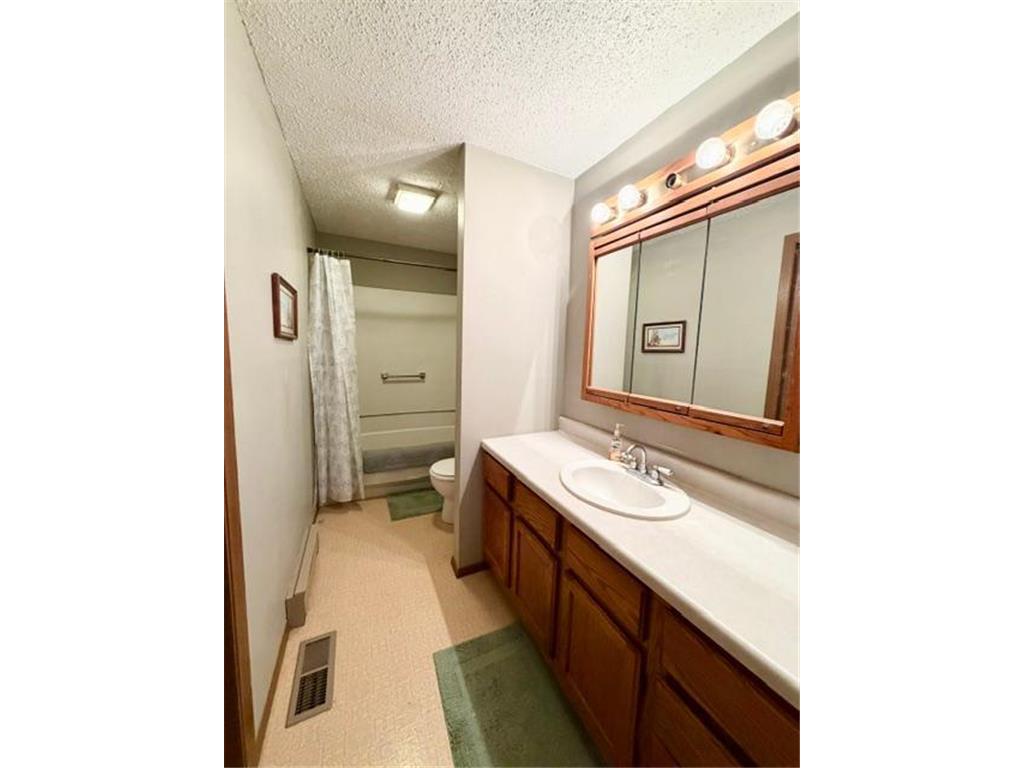 405 Heidi Parkway New York Mills MN 56567 7089051 image17