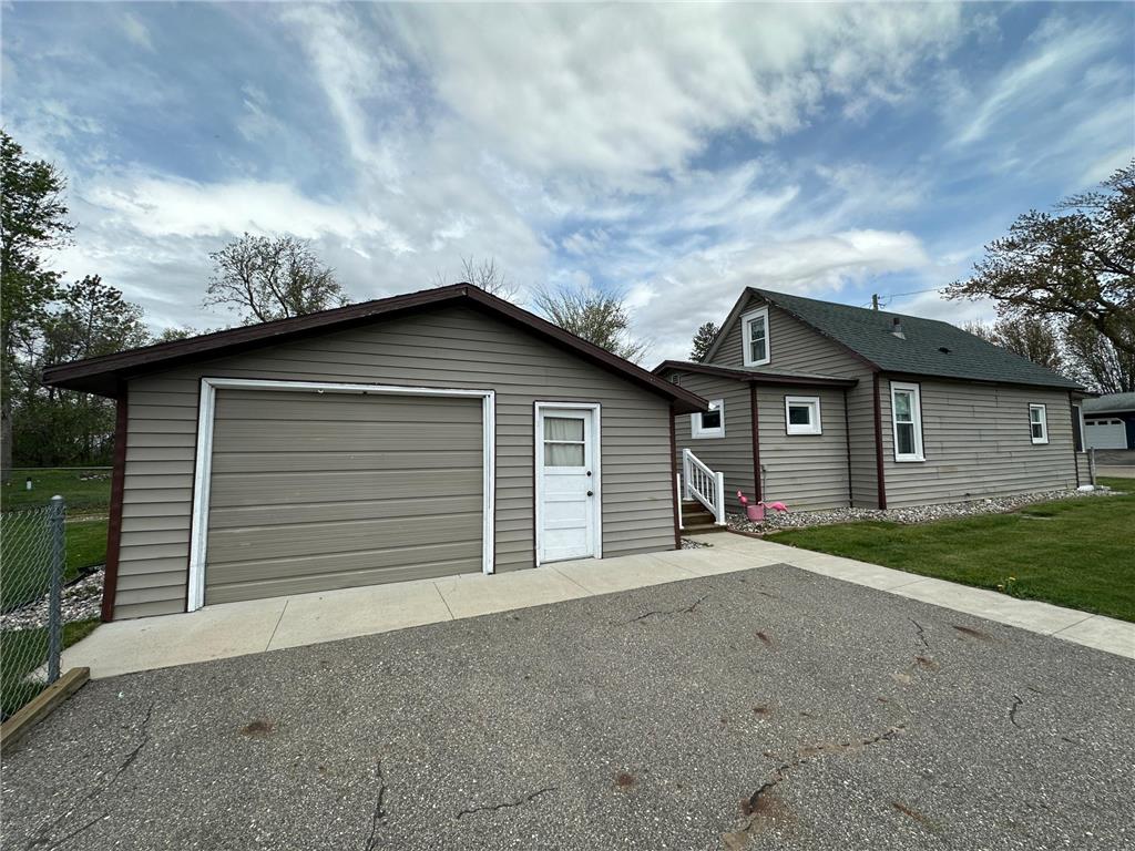 405 Hoff Avenue Vining MN 56588 7073990 image23