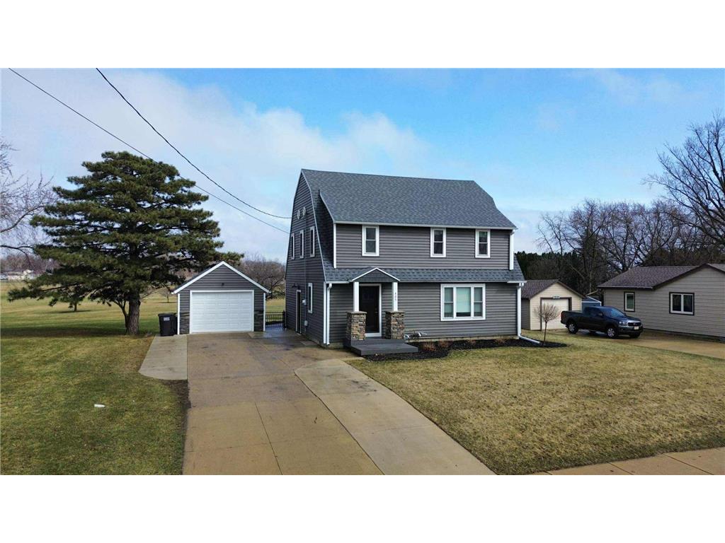 405 Independence Avenue S Clarks Grove MN 56016 6707254 image1