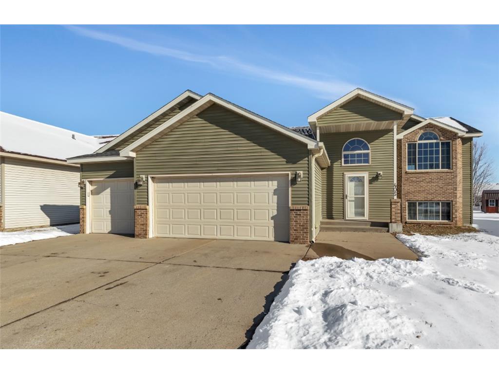 405 Iris Lane NE Saint Joseph MN 56374 6507848 image1