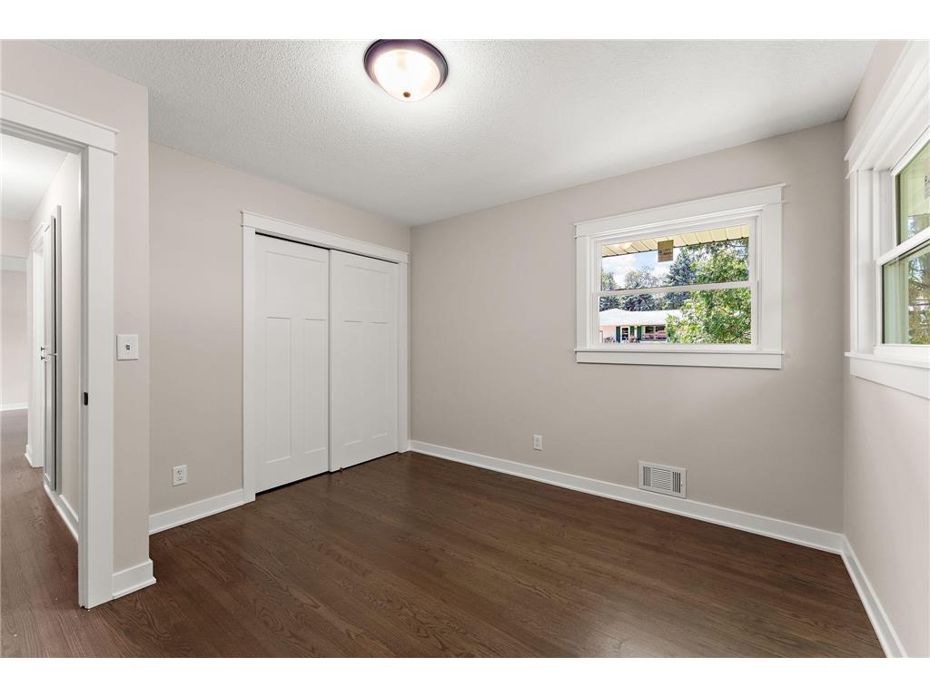 405 Judith Avenue Roseville MN 55113 6766088 image19