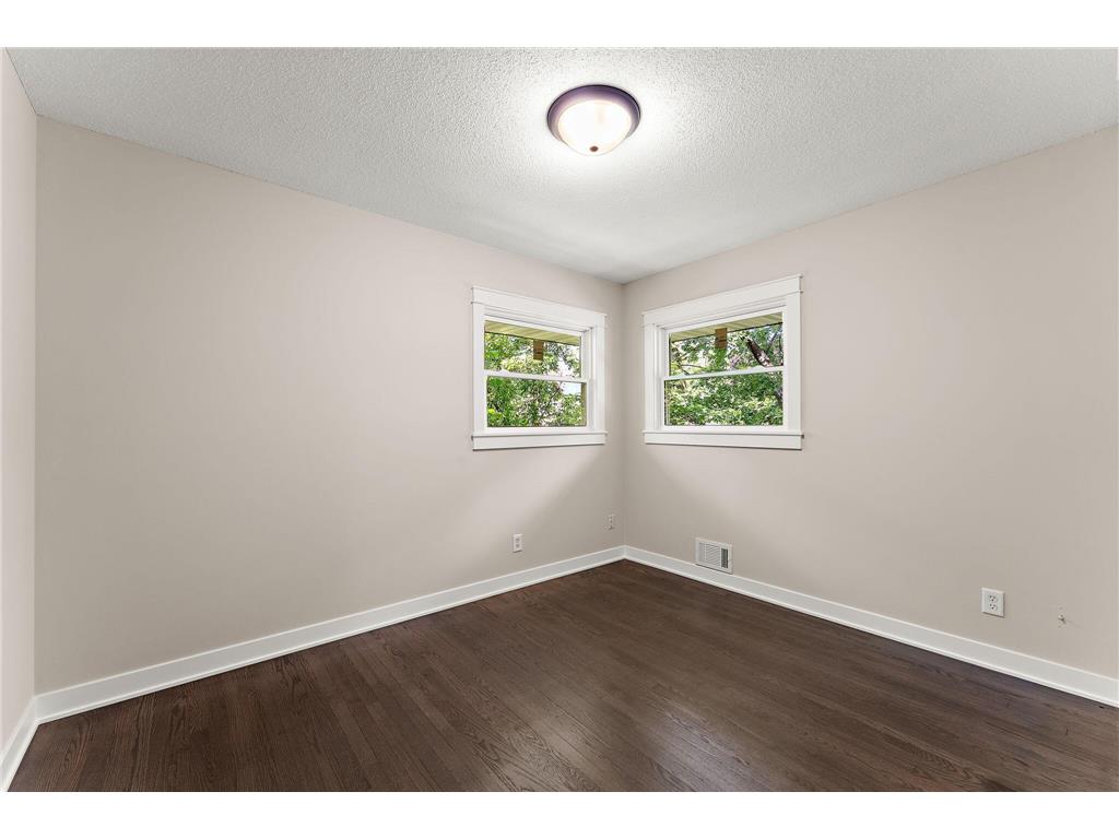 405 Judith Avenue Roseville MN 55113 6766088 image20