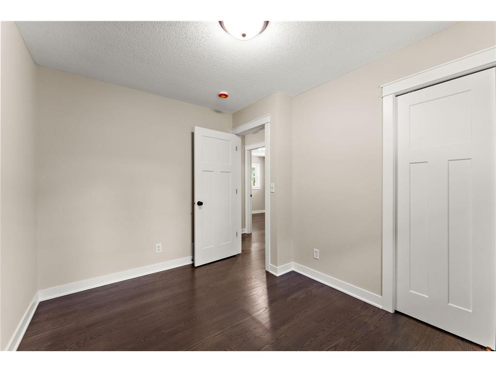 405 Judith Avenue Roseville MN 55113 6766088 image23