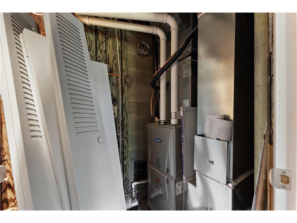 405 Judith Avenue Roseville MN 55113 6766088 image27