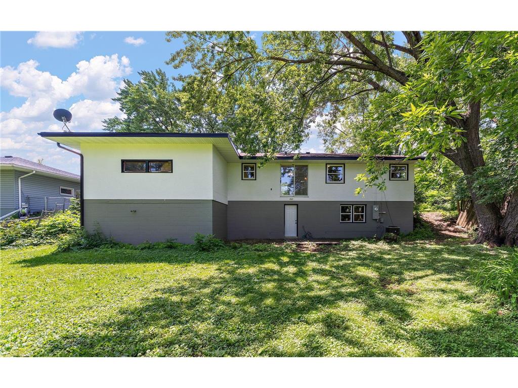 405 Judith Avenue Roseville MN 55113 6766088 image4