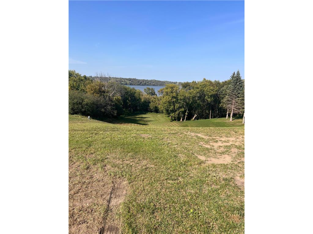 405 LakeView Street Lake Benton MN 56149 6787757 image2