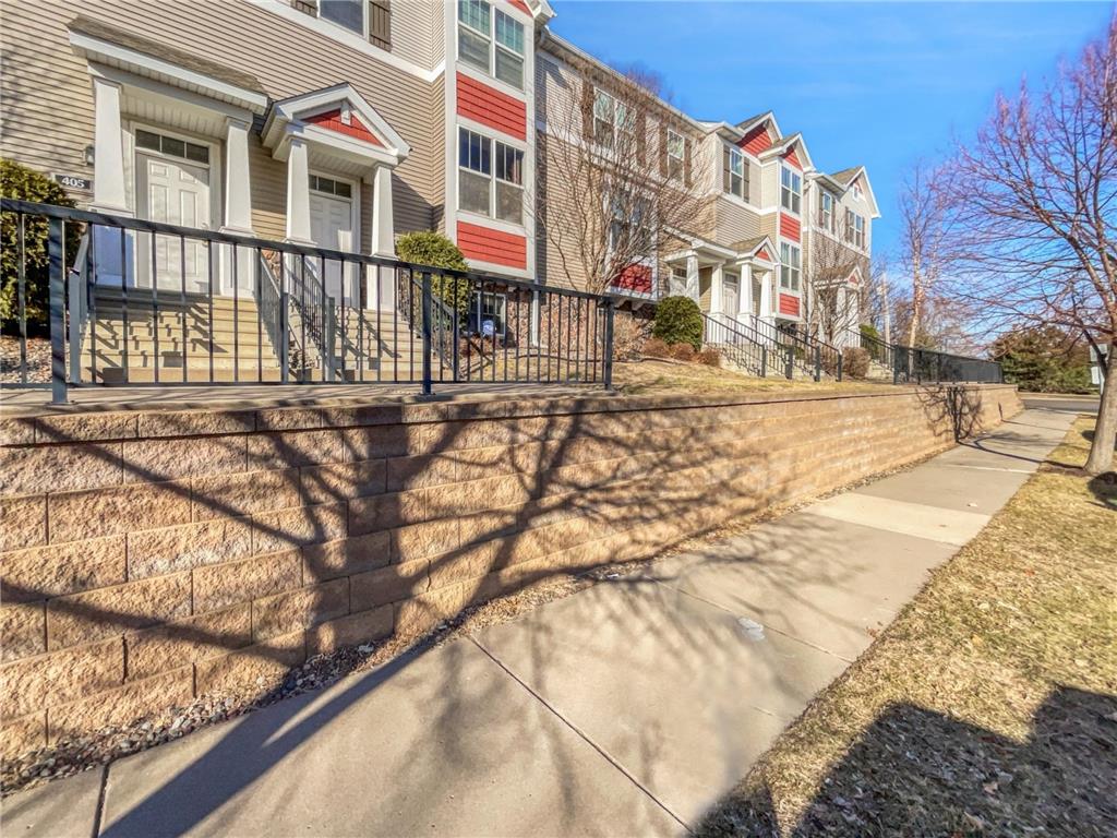 405 Lookout Place Columbia Heights MN 55421 6503844 image1