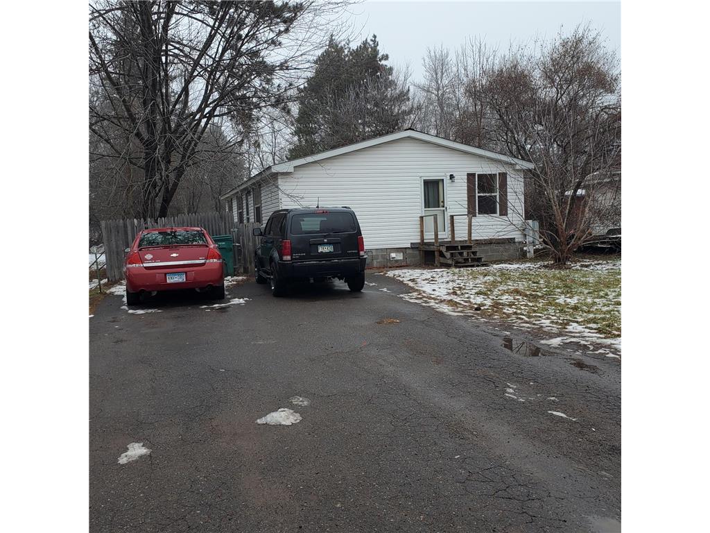 405 Main W Hinckley MN 55037 6481153 image1