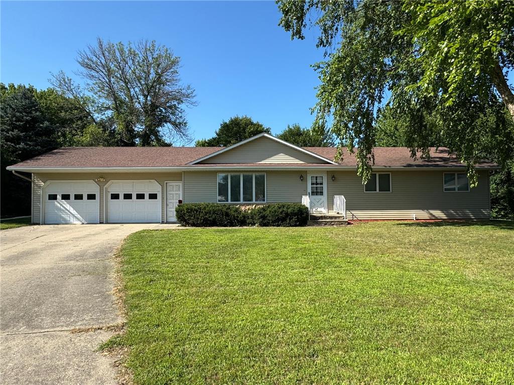 405 Martin Court Fairmont MN 56031 6577942 image1