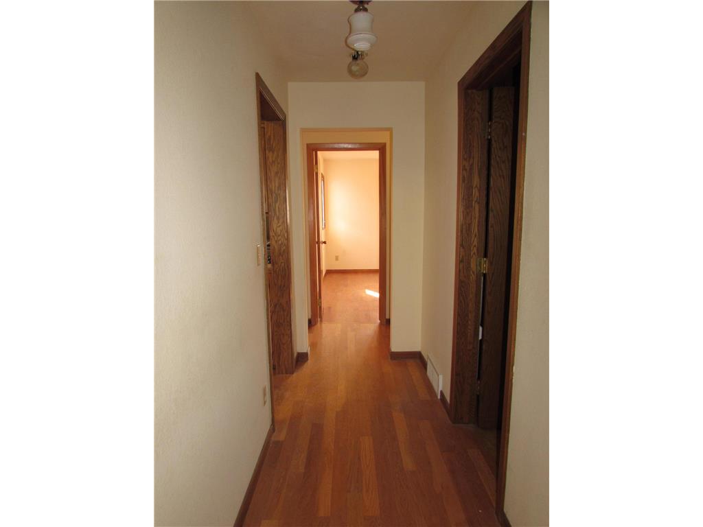 405 N 1st Avenue W Truman MN 56088 7049239 image17