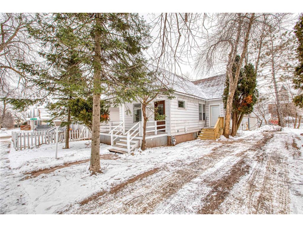 405 N 43rd Avenue W Duluth MN 55807 6653778 image1