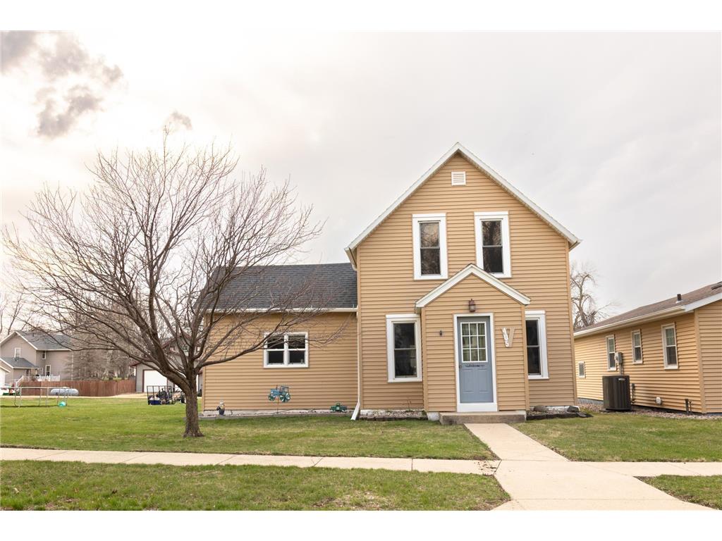 405 Nevada Avenue Adrian MN 56110 7047881 image3