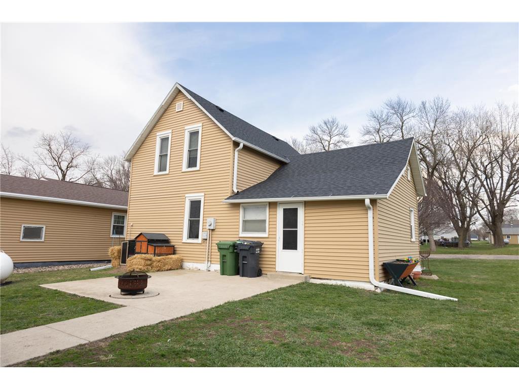 405 Nevada Avenue Adrian MN 56110 7047881 image6
