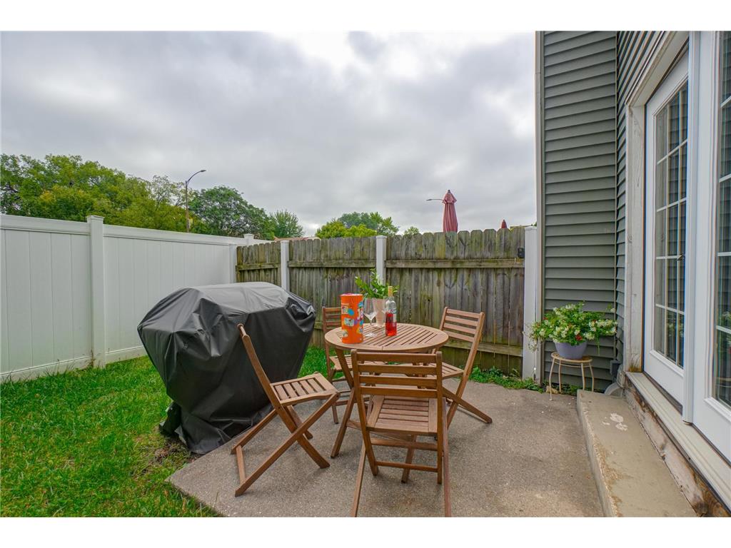 405 Robert Street S Saint Paul MN 55107 6810977 image13