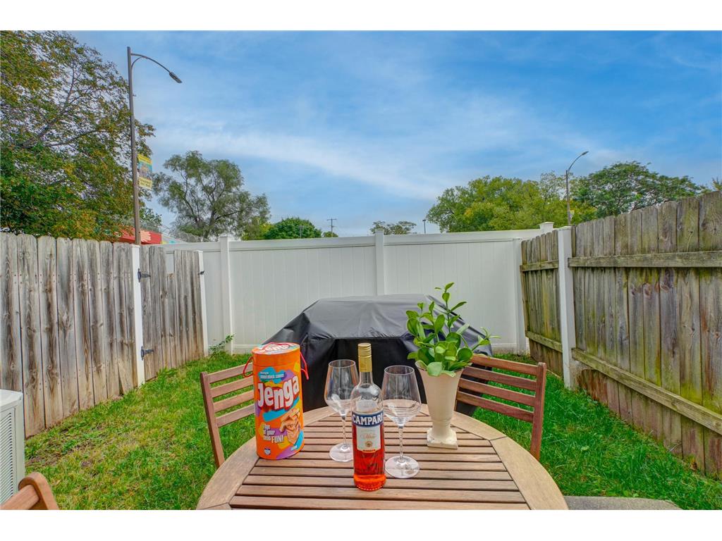 405 Robert Street S Saint Paul MN 55107 6810977 image14