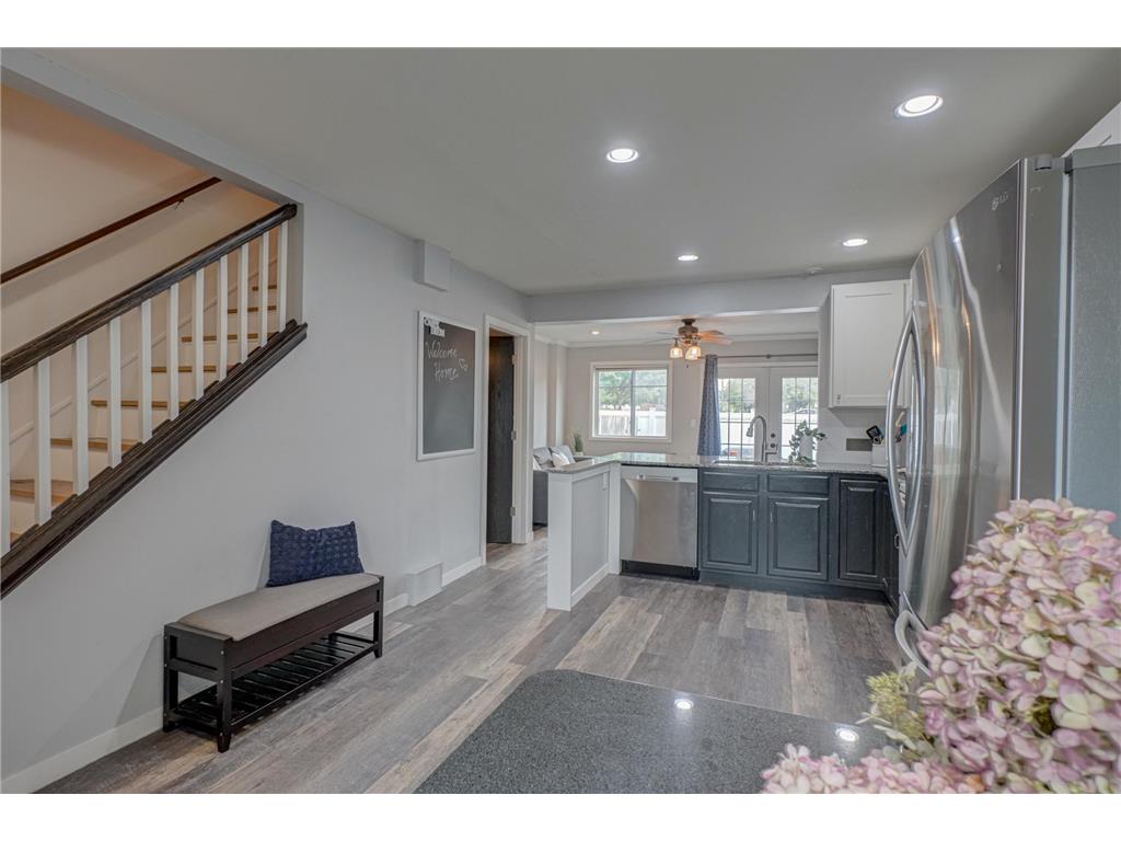 405 Robert Street S Saint Paul MN 55107 6810977 image18