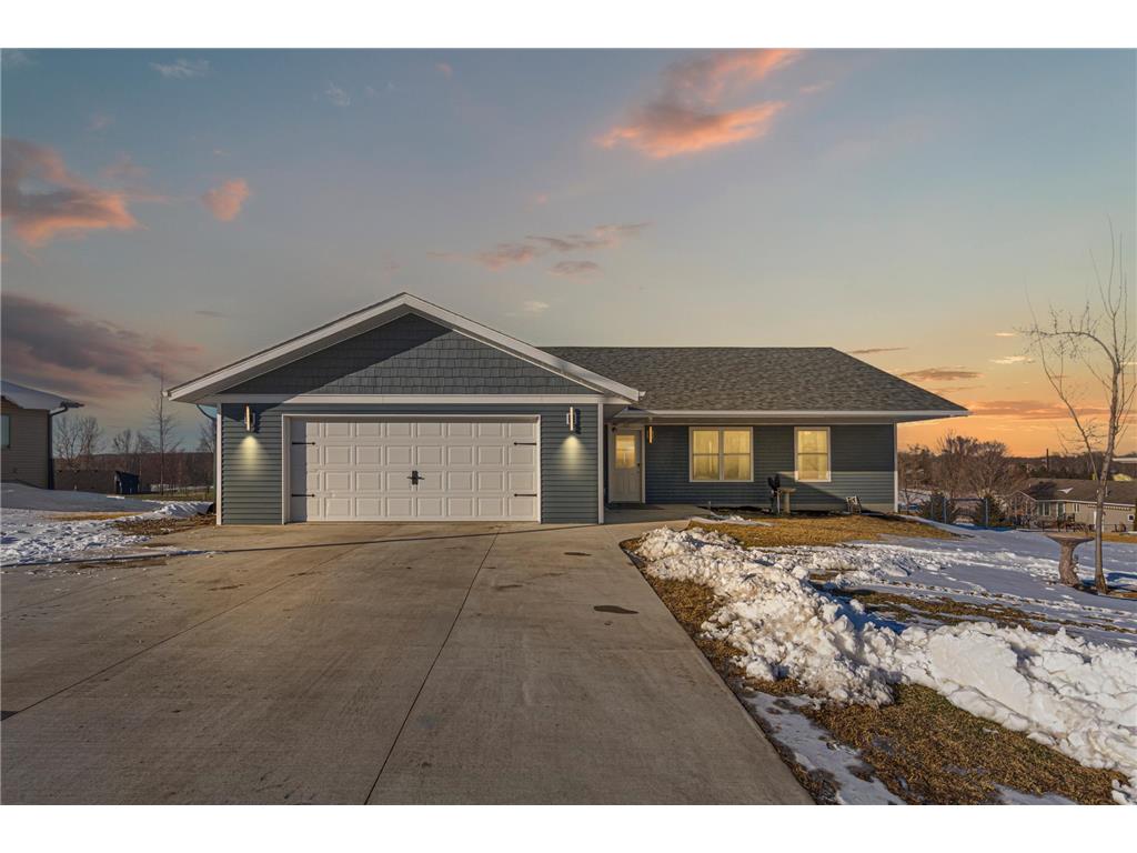 405 Sidney Street W Morristown MN 55052 7017846 image1
