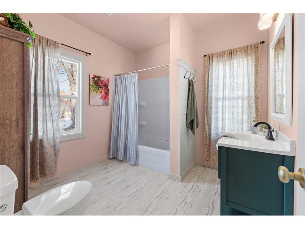 405 W Baker Street Arlington MN 55307 7007689 image10