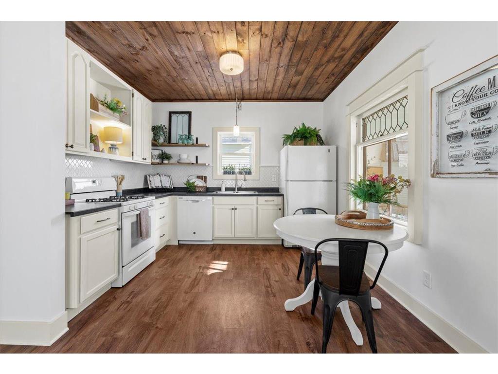 405 W Baker Street Arlington MN 55307 7007689 image4