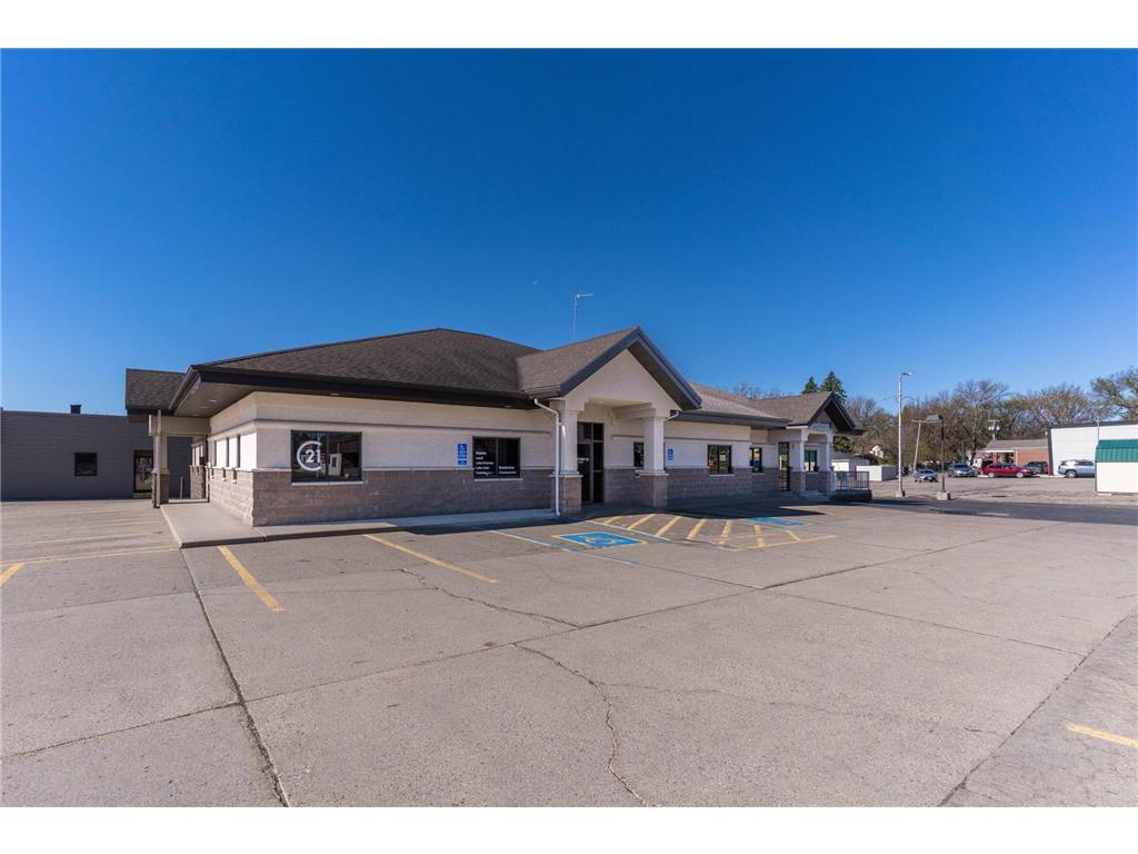 405 W Lincoln Avenue Fergus Falls MN 56537 7069582 image2