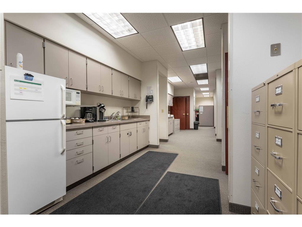 405 W Lincoln Avenue Fergus Falls MN 56537 7069582 image25