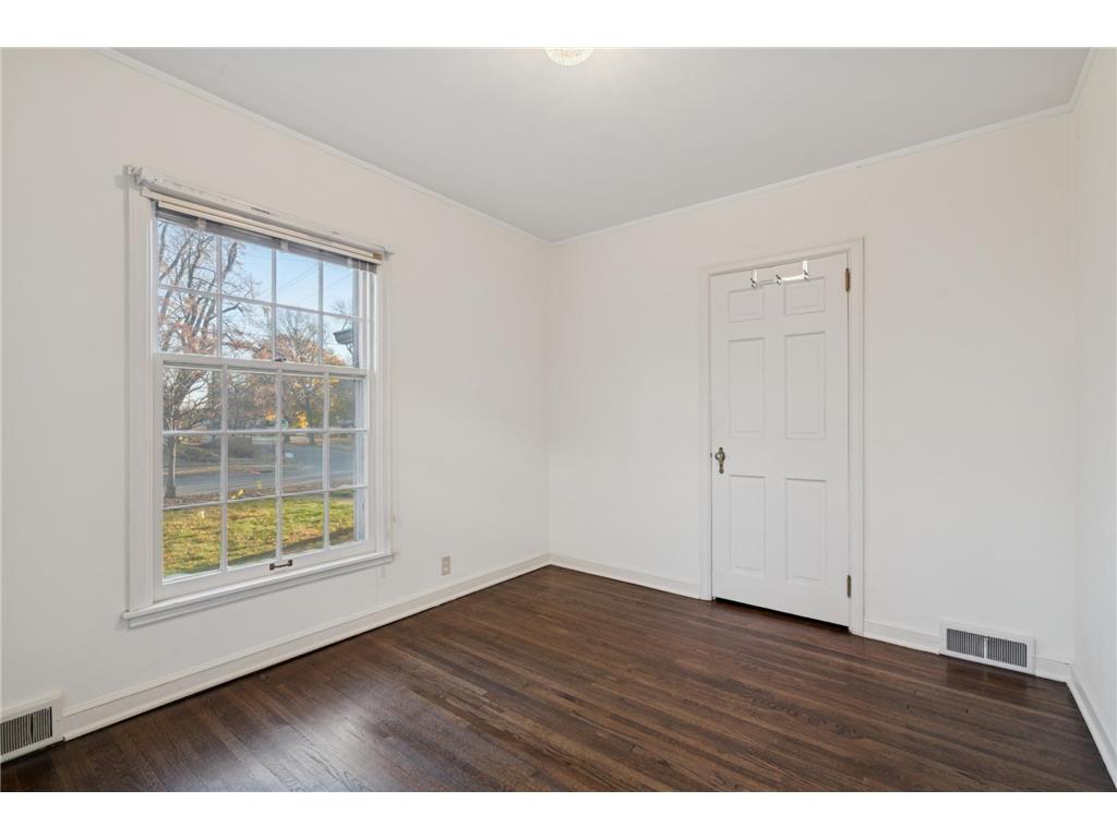 4050 Wooddale Avenue S Saint Louis Park MN 55416 6814469 image9