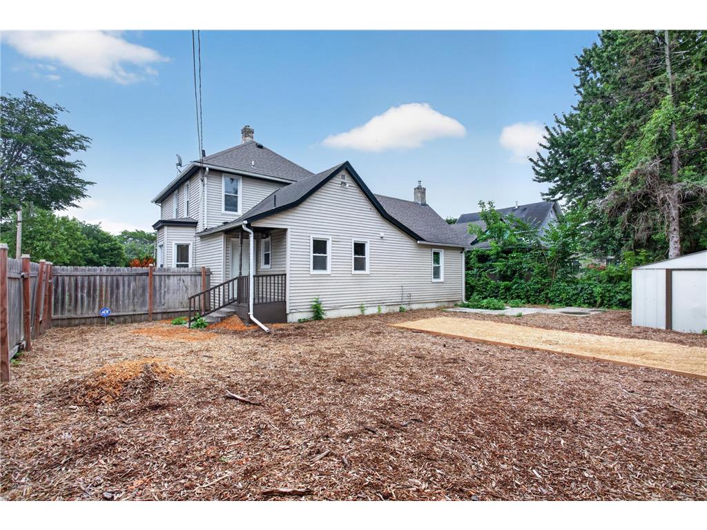 4051 Bryant Avenue N Minneapolis MN 55412 7102428 image16