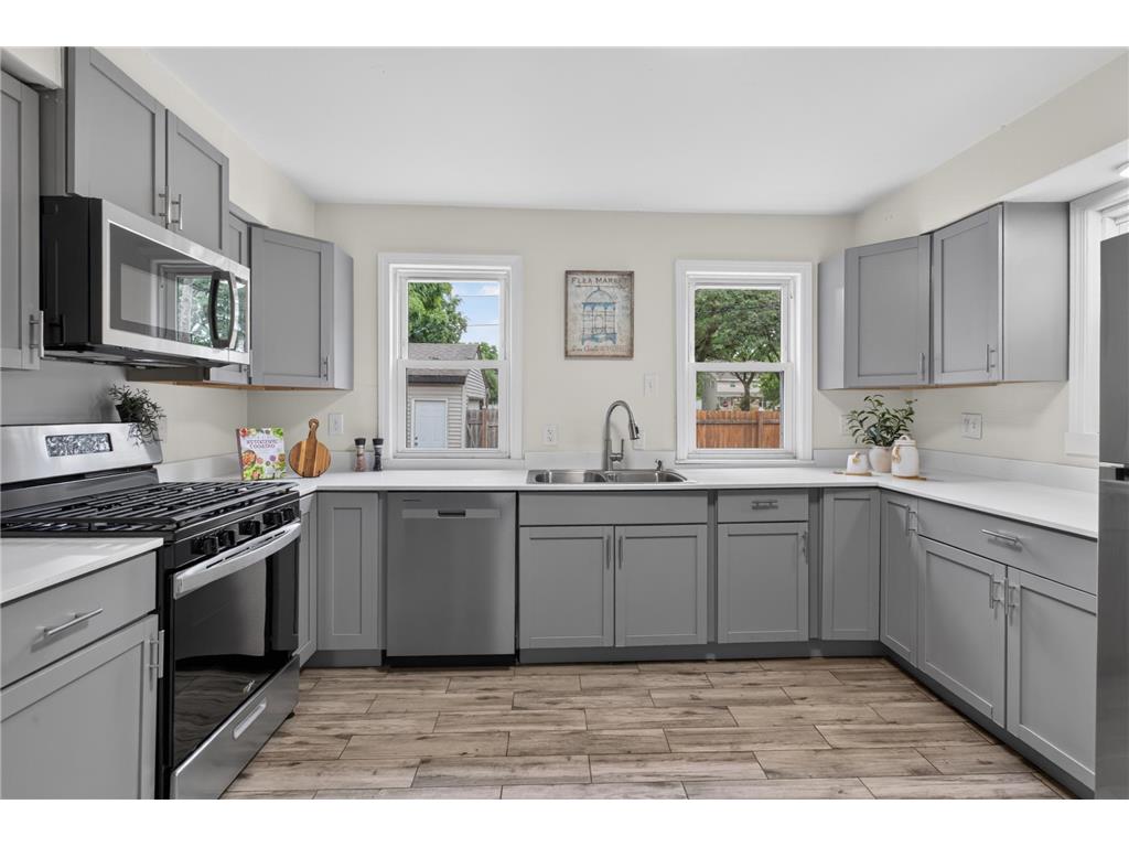 4051 Bryant Avenue N Minneapolis MN 55412 7102428 image4