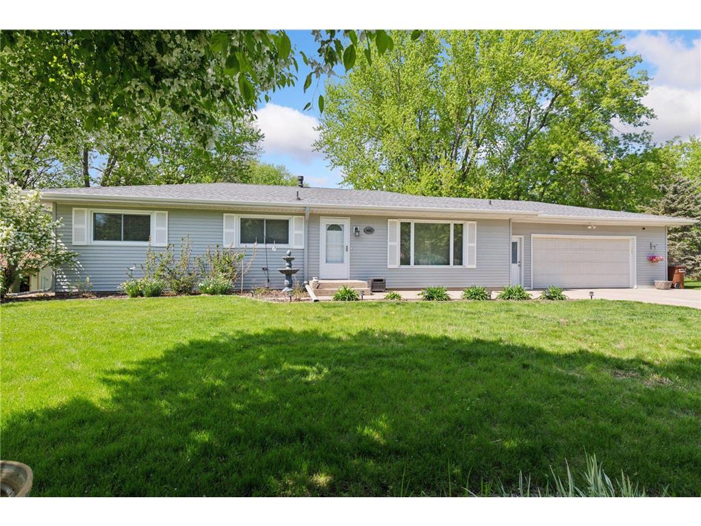 4051 Elmwood Drive Saint Bonifacius MN 55375 6731314 image1