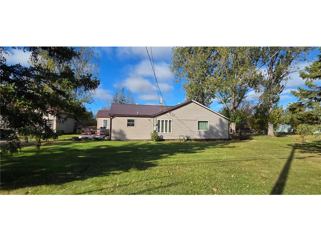 4051 Highway 11 International Falls MN 56649 6804999 image1