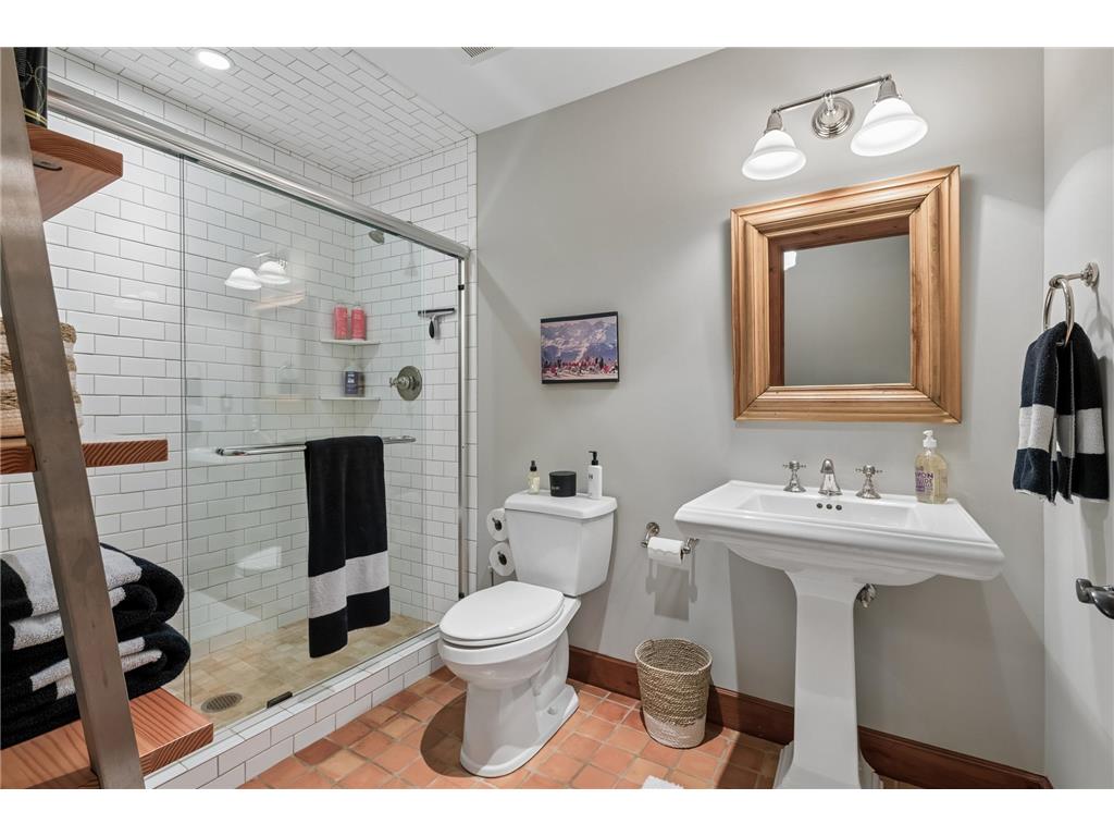 4051 Linden Hills Boulevard Minneapolis MN 55410 7108868 image47