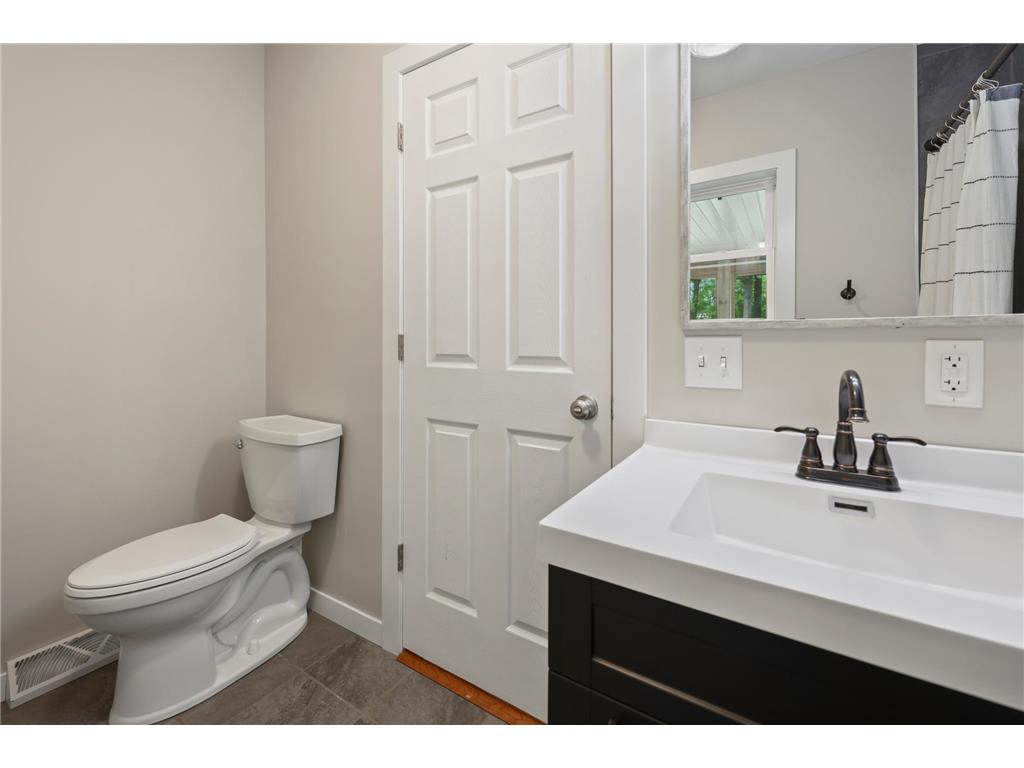 40515 442nd Street Sauk Centre MN 56378 7107136 image40