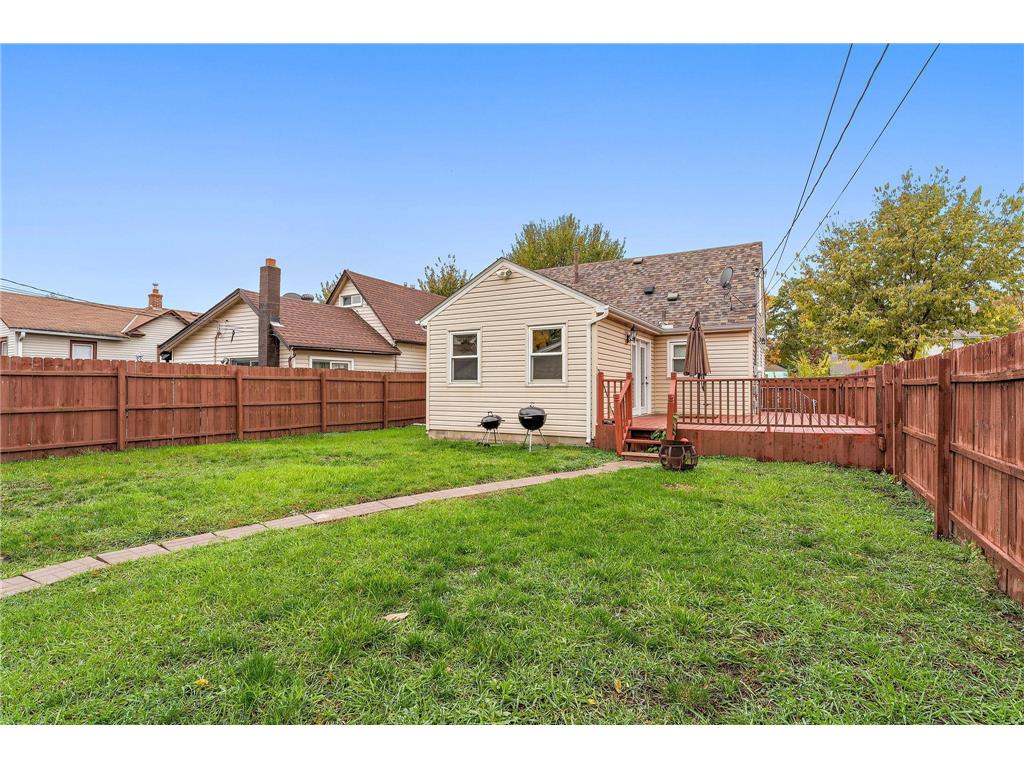 4054 Bryant Avenue N Minneapolis MN 55412 6454757 image1