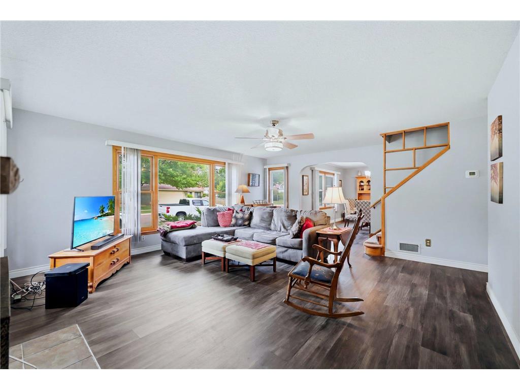 4054 Quail Avenue N Robbinsdale MN 55422 7100736 image10