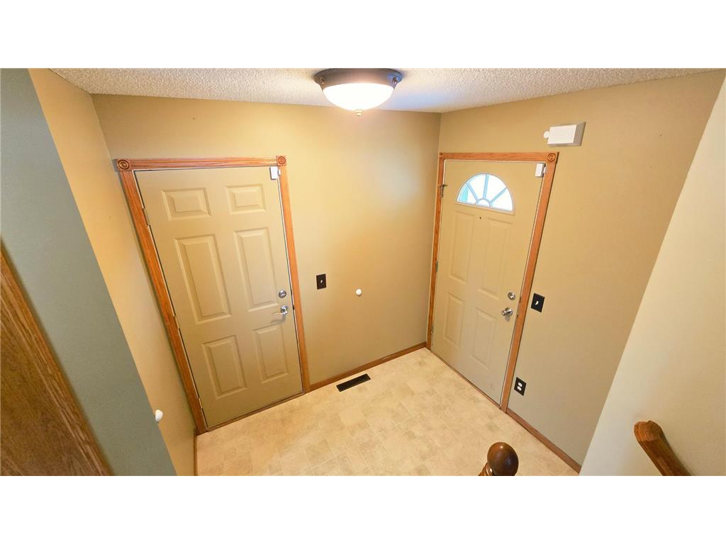 40566 Golden Avenue North Branch MN 55056 7031329 image10
