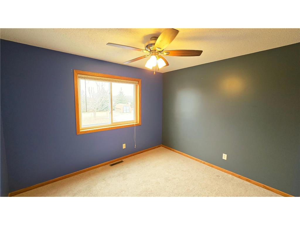 40566 Golden Avenue North Branch MN 55056 7031329 image19
